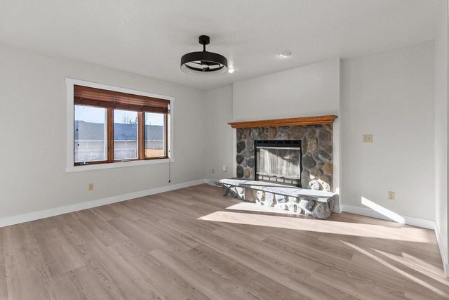 2457 BLAKE COURT, Oshkosh, WI 54904