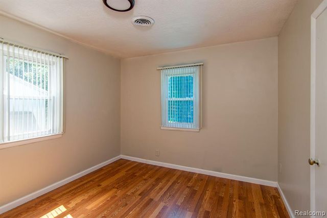 3418 Marmion Avenue, Flint, MI 48506