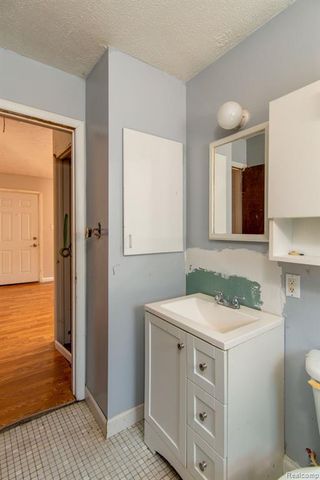 3418 Marmion Avenue, Flint, MI 48506