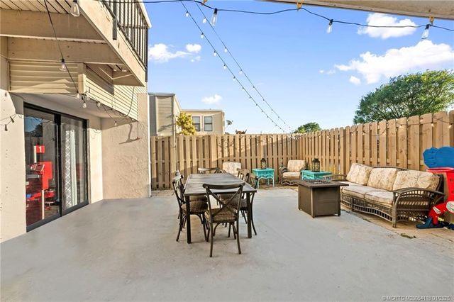 1600 Shaker Circle, Wellington, FL 33414