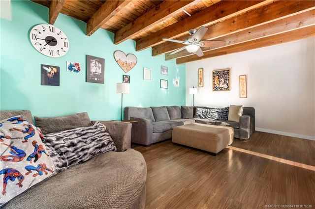 1600 Shaker Circle, Wellington, FL 33414