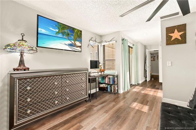 1600 Shaker Circle, Wellington, FL 33414