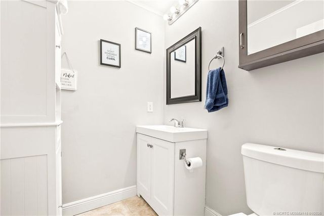 1600 Shaker Circle, Wellington, FL 33414