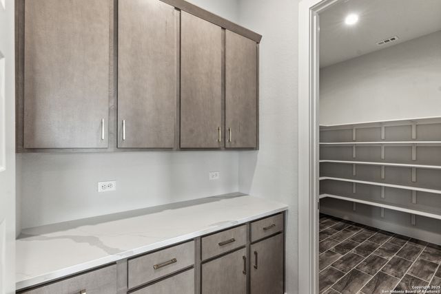 1633 Saddleback Run, New Braunfels, TX 78130