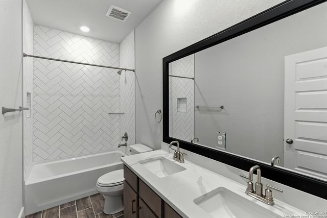 1633 Saddleback Run, New Braunfels, TX 78130