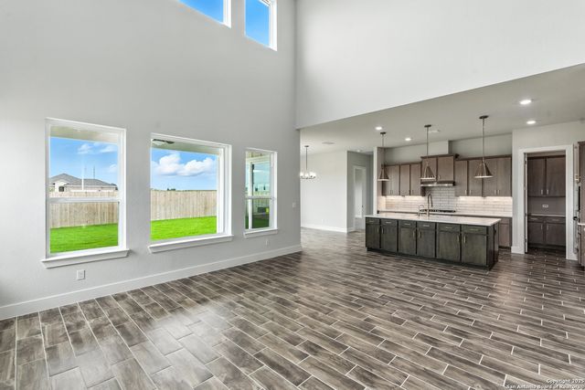 1633 Saddleback Run, New Braunfels, TX 78130