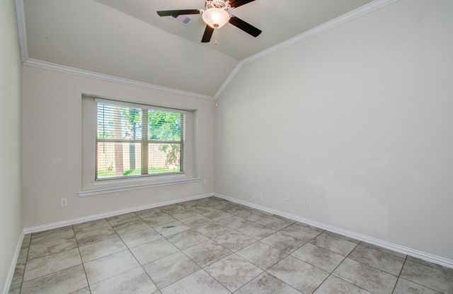 1011 Veer Drive, Crosby, TX 77532
