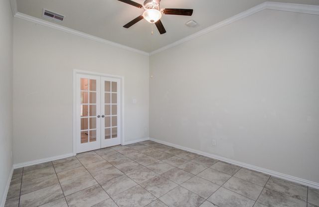 1011 Veer Drive, Crosby, TX 77532