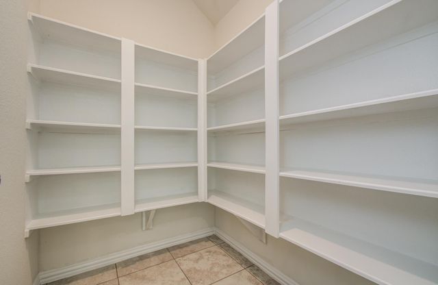 1011 Veer Drive, Crosby, TX 77532