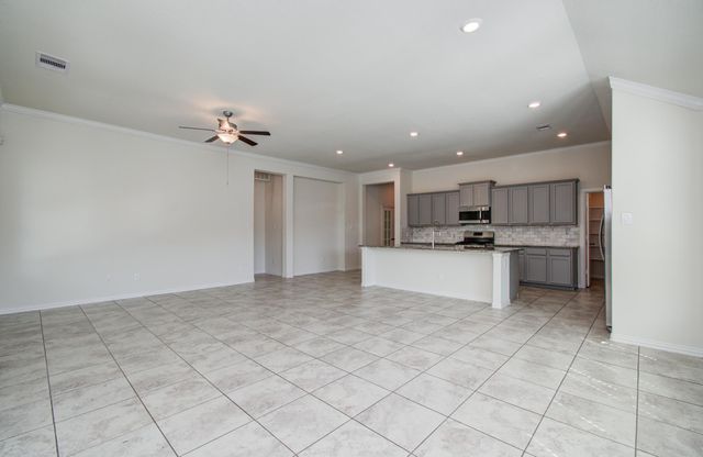 1011 Veer Drive, Crosby, TX 77532