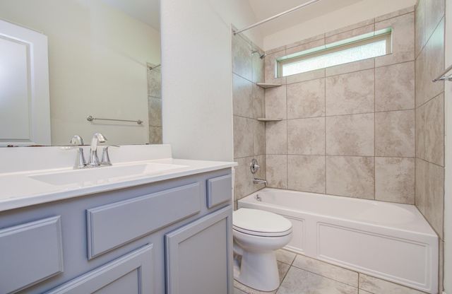1011 Veer Drive, Crosby, TX 77532