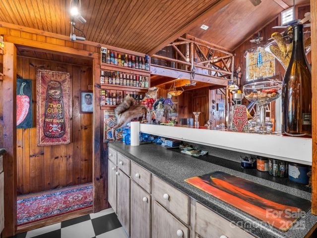 712 Main Street, Chimney Rock, NC 28720