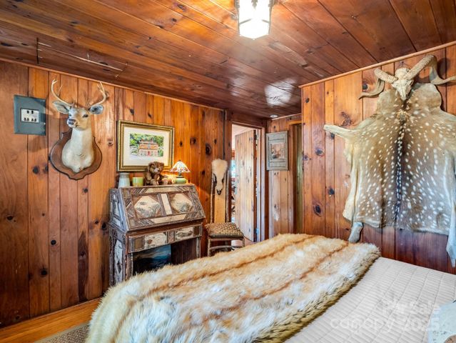 712 Main Street, Chimney Rock, NC 28720