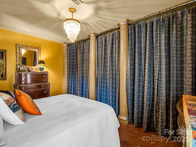 712 Main Street, Chimney Rock, NC 28720