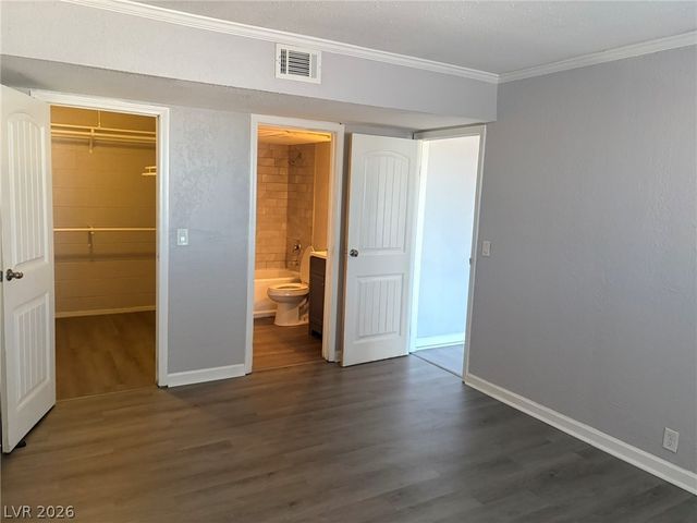 555 South Royal Crest Circle 9, Las Vegas, NV 89169