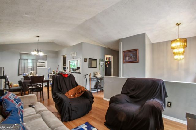 6930 Smoke Ridge Drive, Fairburn, GA 30213