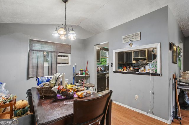 6930 Smoke Ridge Drive, Fairburn, GA 30213