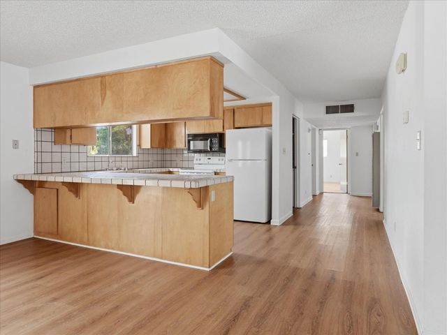 39785 Pine Ridge Road, Oakhurst, CA 93644