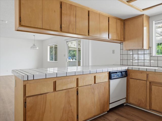 39785 Pine Ridge Road, Oakhurst, CA 93644
