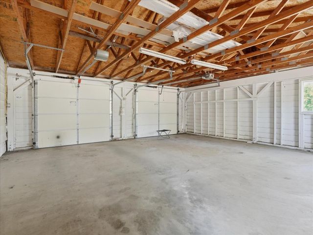 39785 Pine Ridge Road, Oakhurst, CA 93644