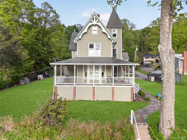 83 Edgemere Avenue, Greenwood Lake, NY 10925