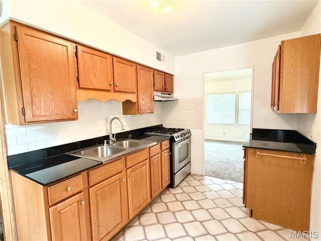 7912 Fleta Street, St Louis, MO 63123