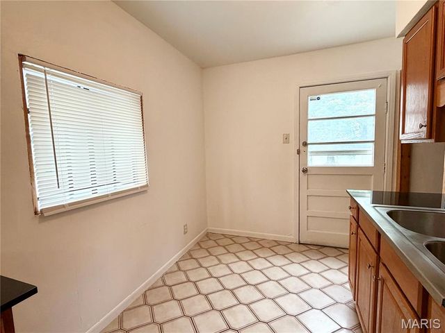7912 Fleta Street, St Louis, MO 63123