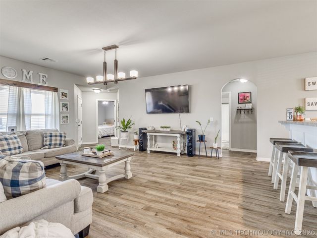 4167 S 245th East Avenue, Broken Arrow, OK 74014