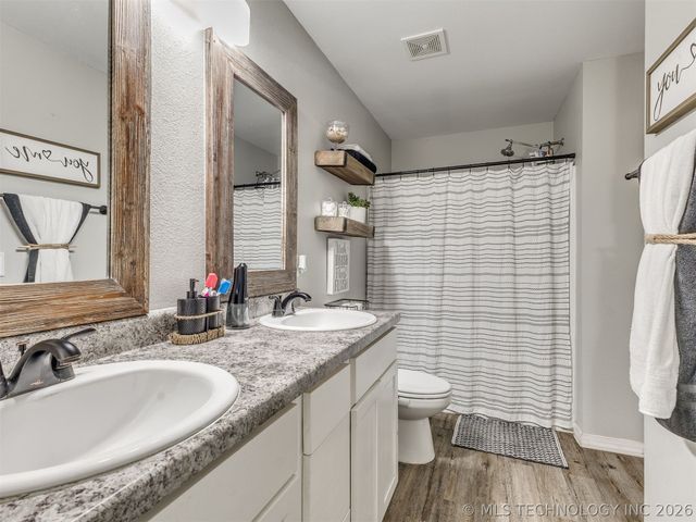 4167 S 245th East Avenue, Broken Arrow, OK 74014