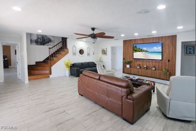 4543 Gulf AVE, North Fort Myers, FL 33903