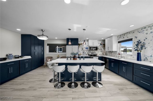 4543 Gulf AVE, North Fort Myers, FL 33903