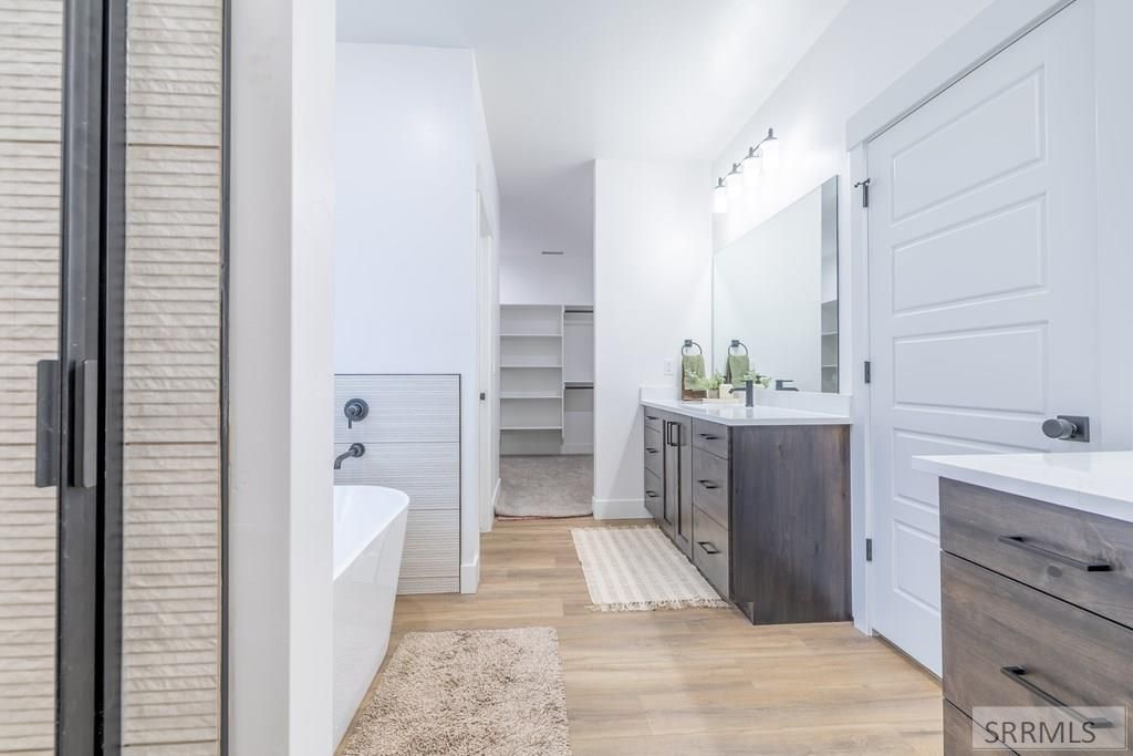 Image 17 of property listing at 286 Camas Street, Sugar City, ID 83448