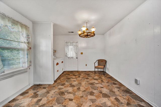 1130 DEEPWOODS RD, Hardy, VA 24101