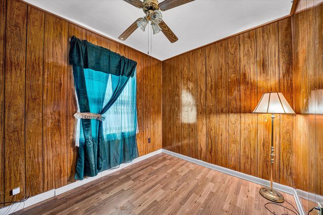 1130 DEEPWOODS RD, Hardy, VA 24101