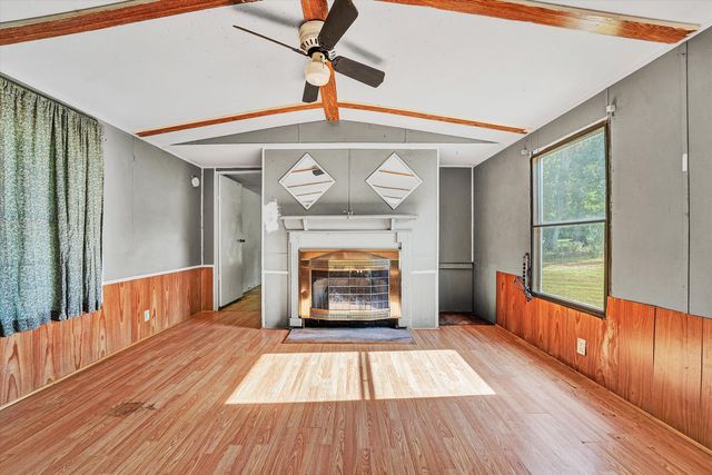 1130 DEEPWOODS RD, Hardy, VA 24101