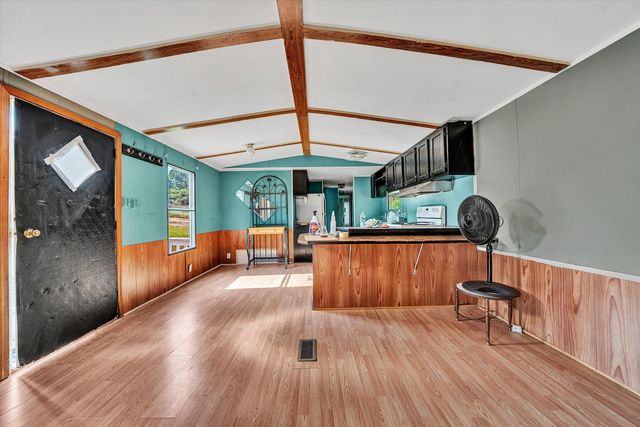 1130 DEEPWOODS RD, Hardy, VA 24101