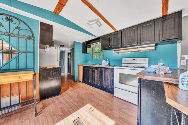 1130 DEEPWOODS RD, Hardy, VA 24101