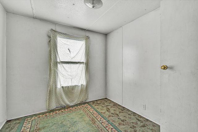 1130 DEEPWOODS RD, Hardy, VA 24101