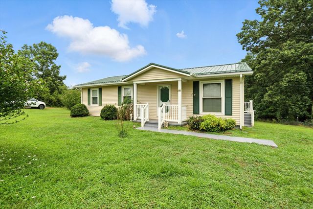 1130 DEEPWOODS RD, Hardy, VA 24101