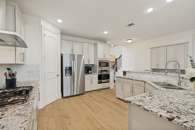6021 Gentle Way, Plano, TX 75024
