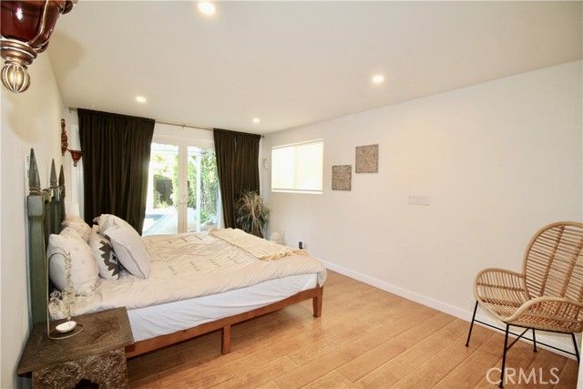 22621 Dolorosa Street, Woodland Hills (los Angeles), CA 91367