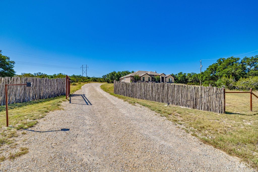 Image 21 of property listing at 20301 Cougar Trail, Christoval, TX 76935