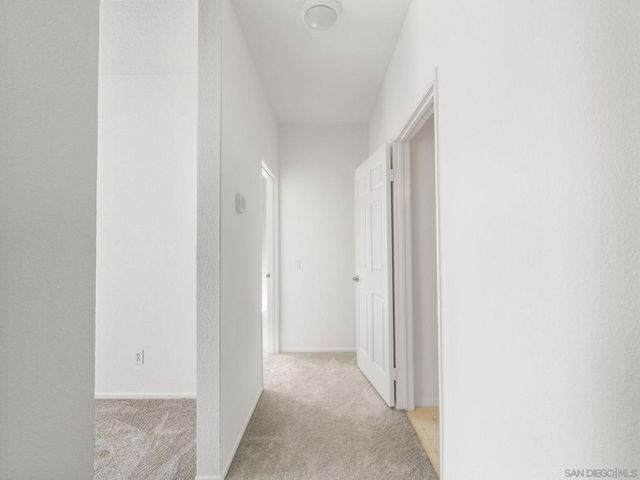 10830 Sabre Hill 202, San Diego, CA 92128