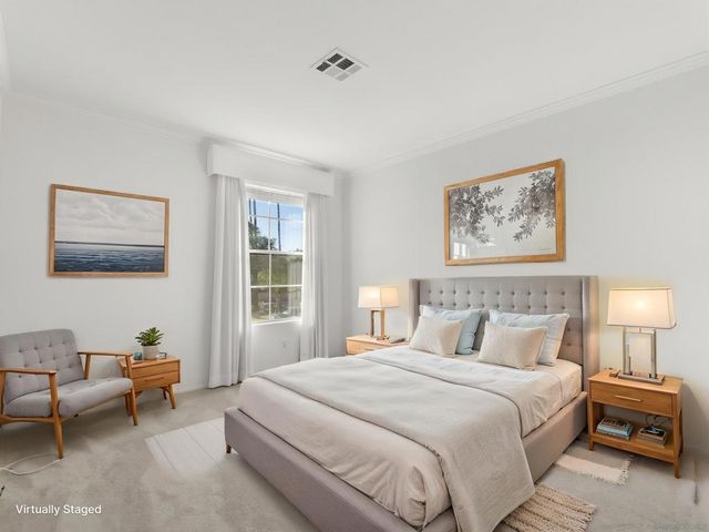 10830 Sabre Hill 202, San Diego, CA 92128