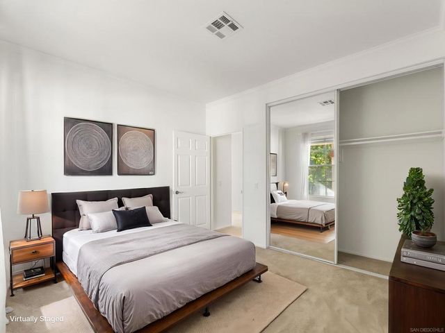 10830 Sabre Hill 202, San Diego, CA 92128