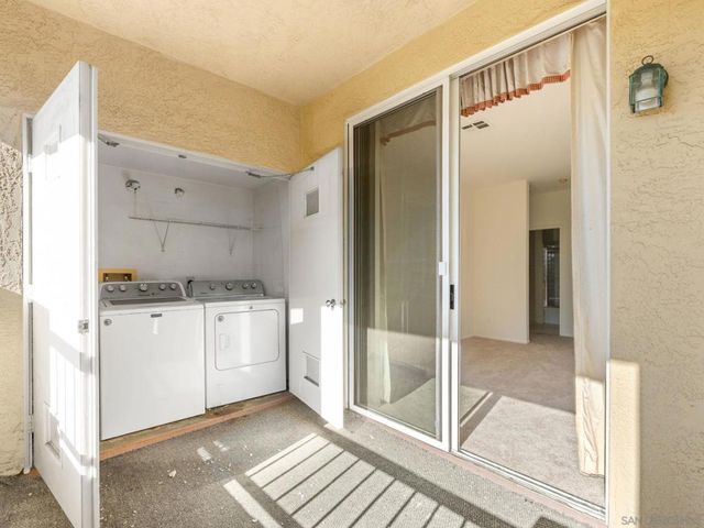 10830 Sabre Hill 202, San Diego, CA 92128