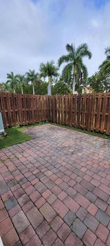 11357 NW 87th Lane, Doral, FL 33178