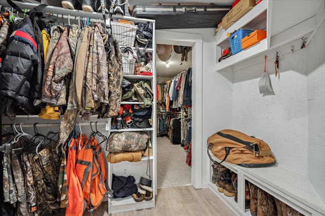 350 Alaska, Van, TX 75790