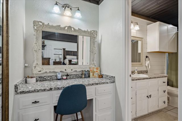 350 Alaska, Van, TX 75790