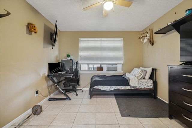 350 Alaska, Van, TX 75790